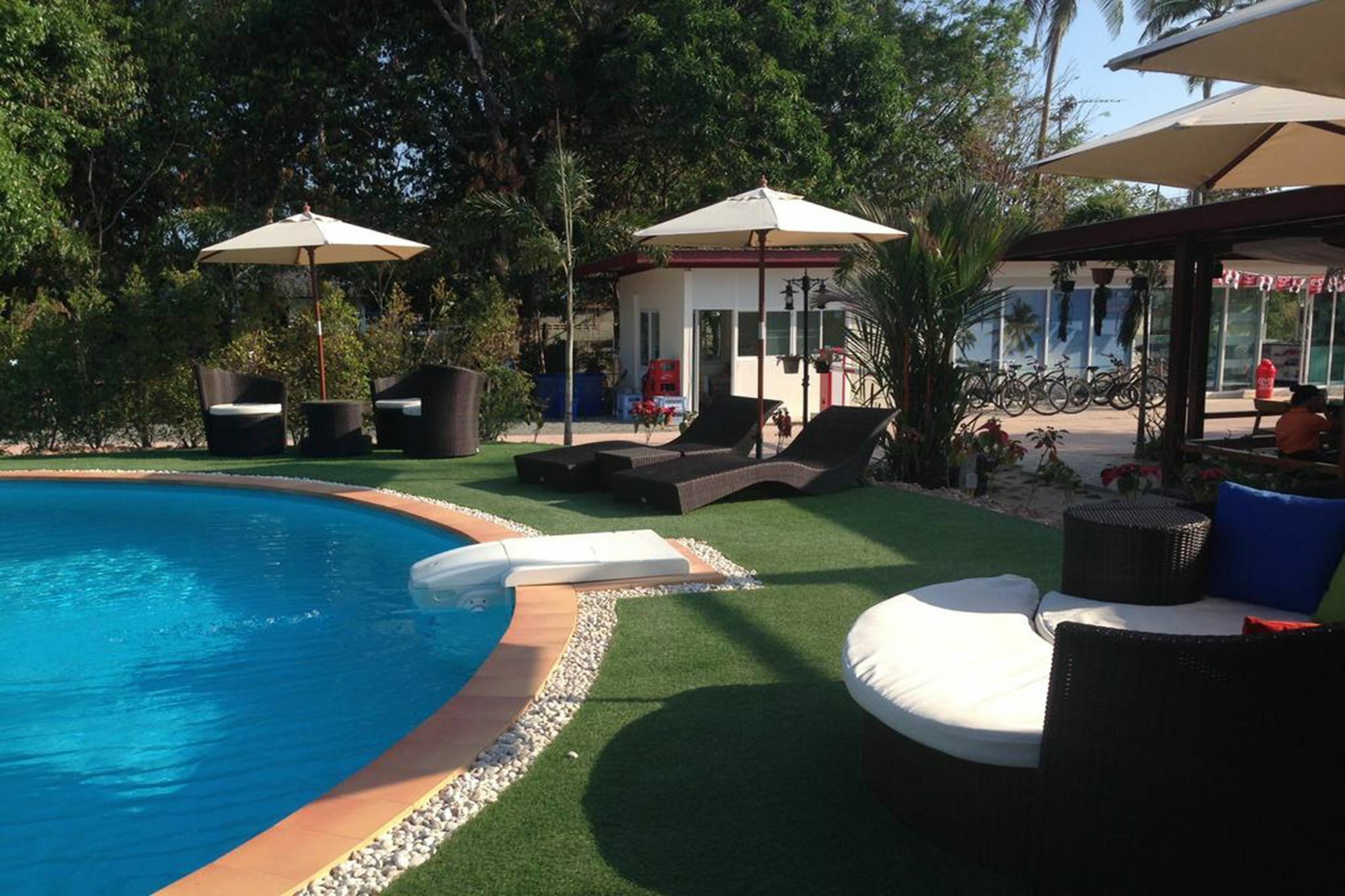 Check In And Chill Out Hotel Ban Laem Sok Exterior foto